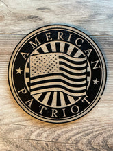 Load image into Gallery viewer, American Patriot Round Sign, American, Patriot, USA, Veteran, Soldier, Patriot, Round Sign, Wood Sign
